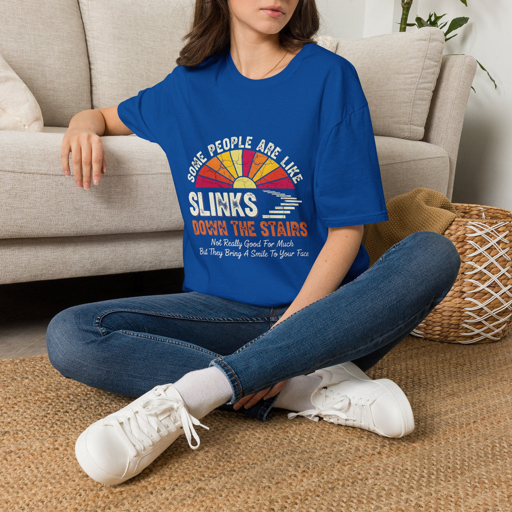 T‑Shirt — Vintage Sunrise 'Some People Are Like Sunrises' Graphic Tee
