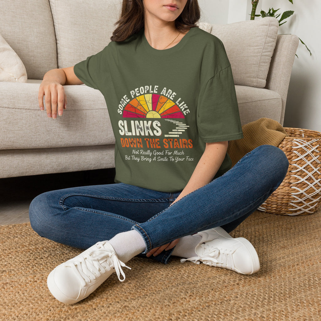 T‑Shirt — Vintage Sunrise 'Some People Are Like Sunrises' Graphic Tee