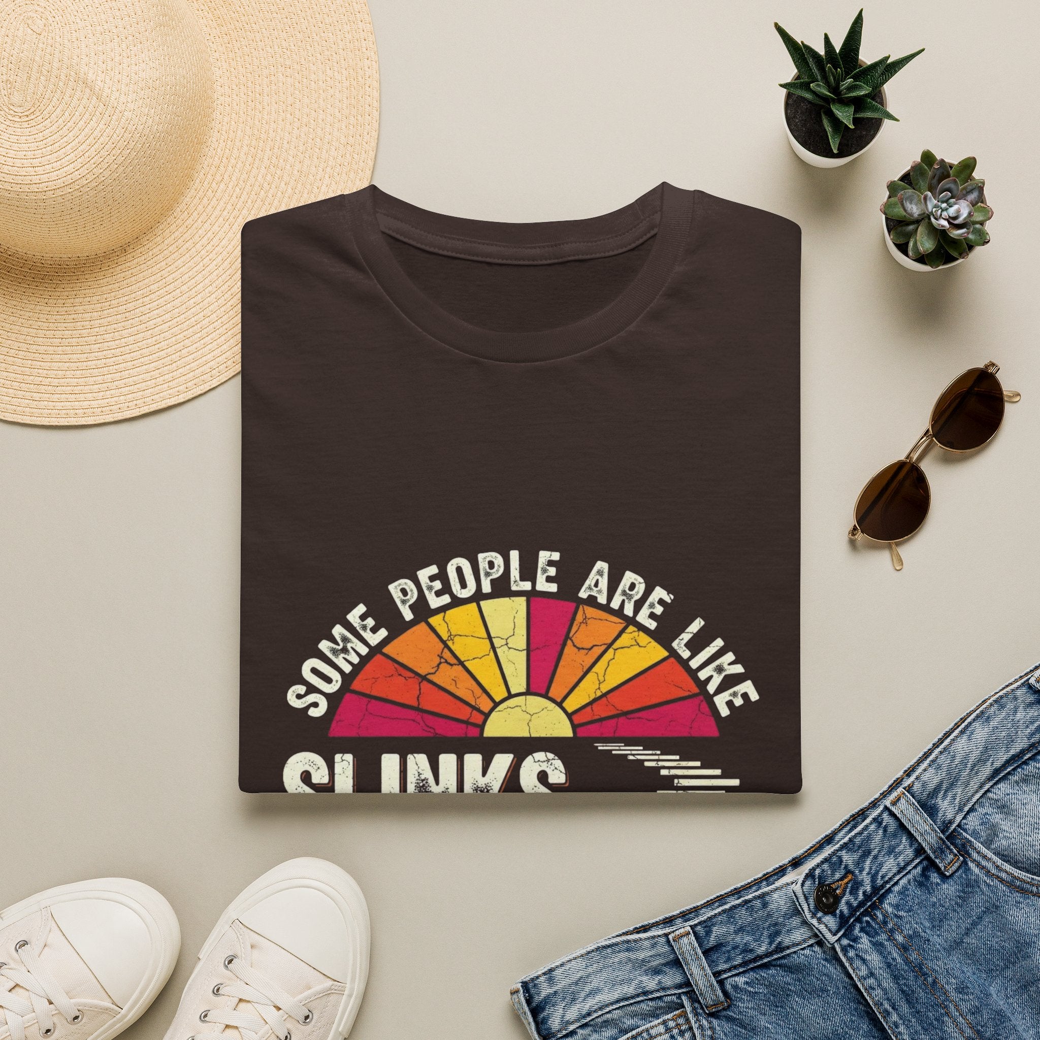 T‑Shirt — Vintage Sunrise 'Some People Are Like Sunrises' Graphic Tee